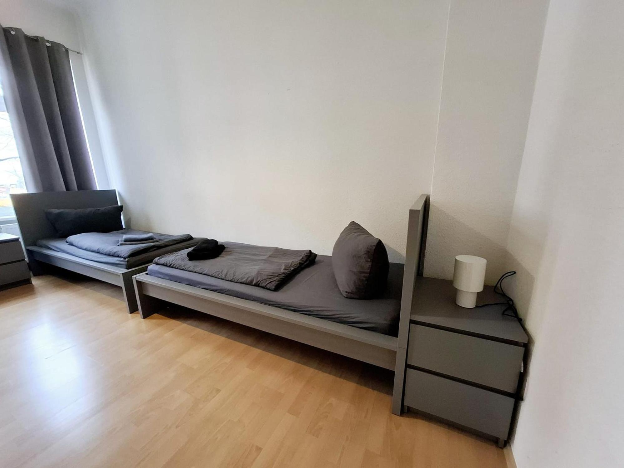 Altbauwohnung Direkt An Der Karli Mit Balkon - Netflix Inklusive Лейпциг Экстерьер фото